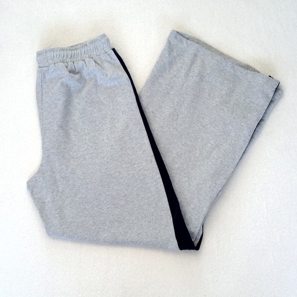 *Relisted* Fila Grey Blue Racer Stripes 3/4 "Zip Leg" Wide Leg Sweatpant Pants S - Picture 2 of 16